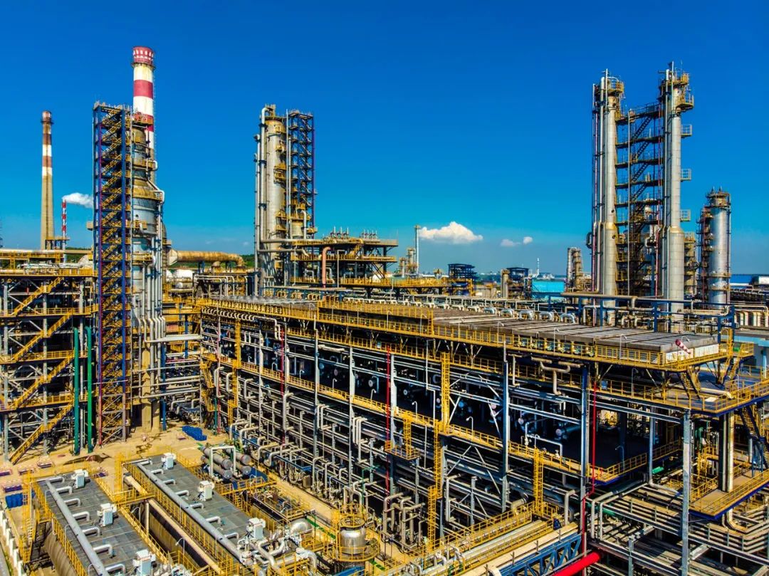 中國(guó)石化斥資逾70億元收購(gòu)PBT、PBAT等業(yè)務(wù)，持續(xù)布局化工新材料！